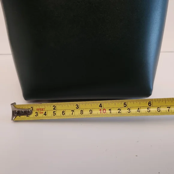 Melie Bianco Alexis Small Vegan Leather Bucket Crossbody Green NWT Drawstring - Picture 7 of 9